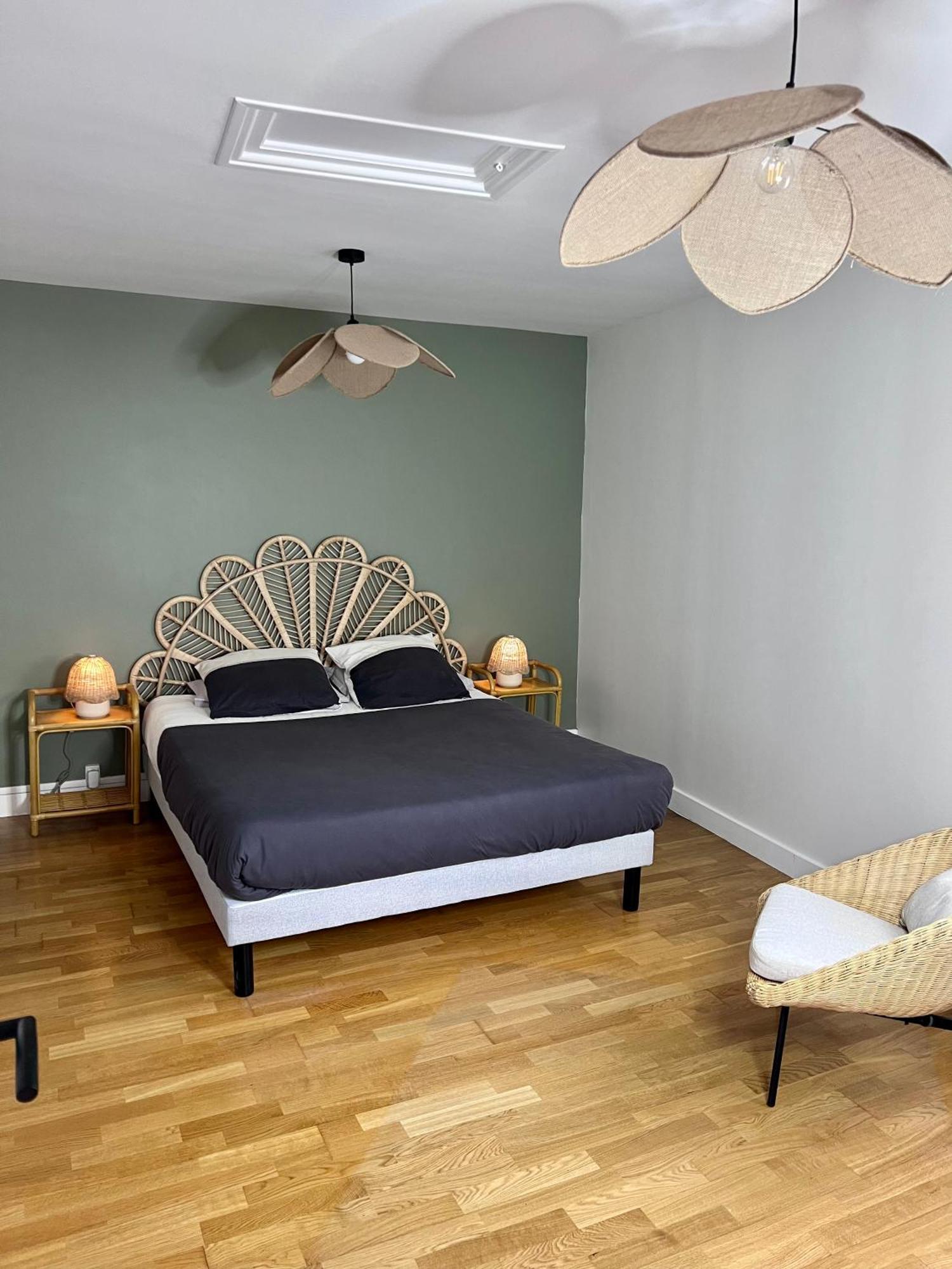 Grand Appartement Ultra Moderne Plein Centre, Plage A Pieds, Avec Parking Concarneau Exterior foto